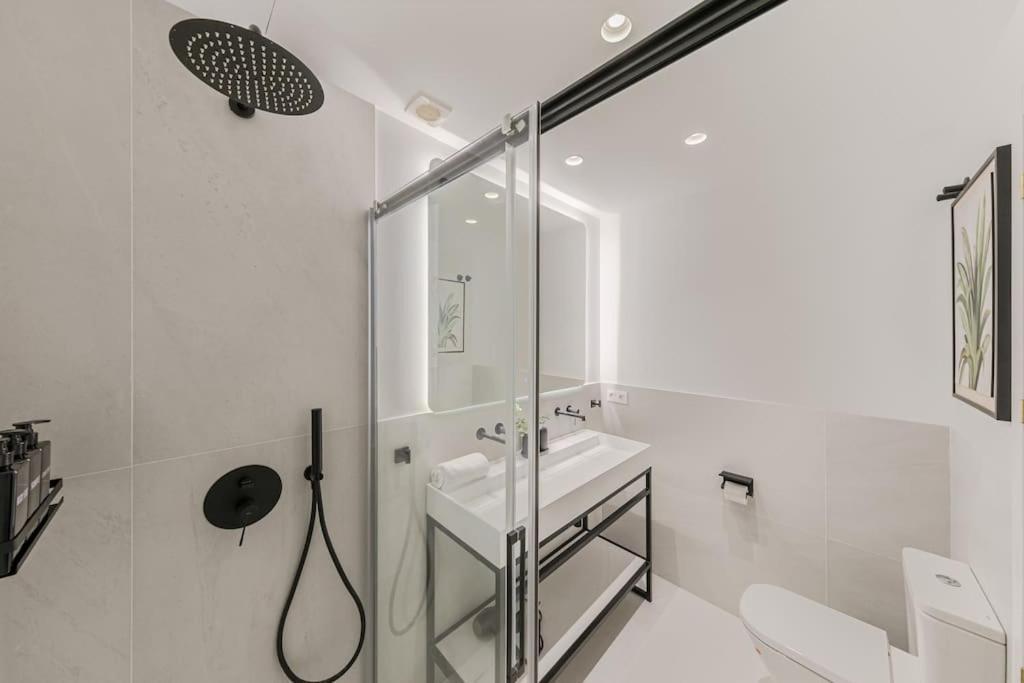 Isg Apartments O'Donnell 2-2-Free Parking Sevilla Buitenkant foto